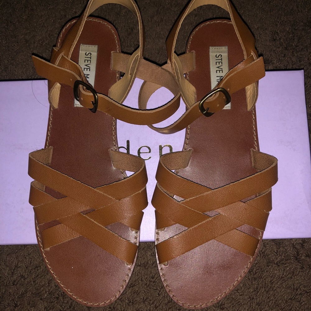 Steve Madden brown leather sandals